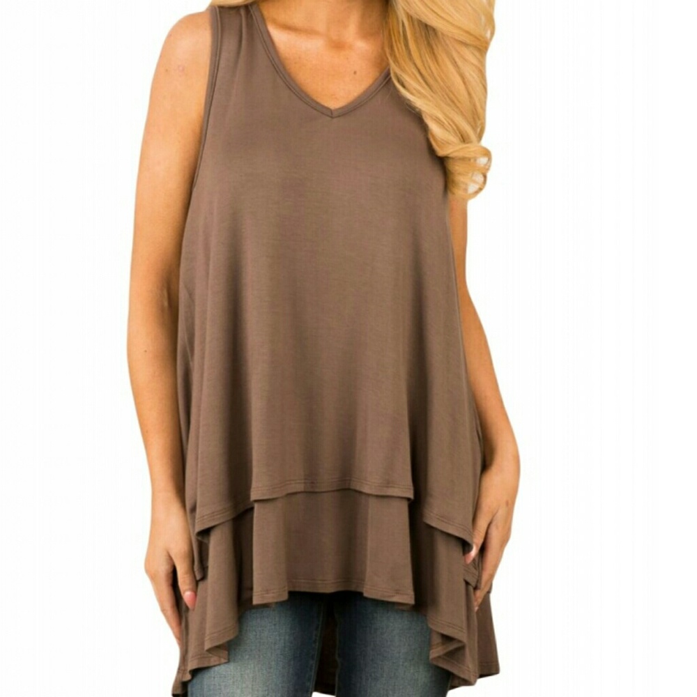 NWOT BOUTIQUE TOP